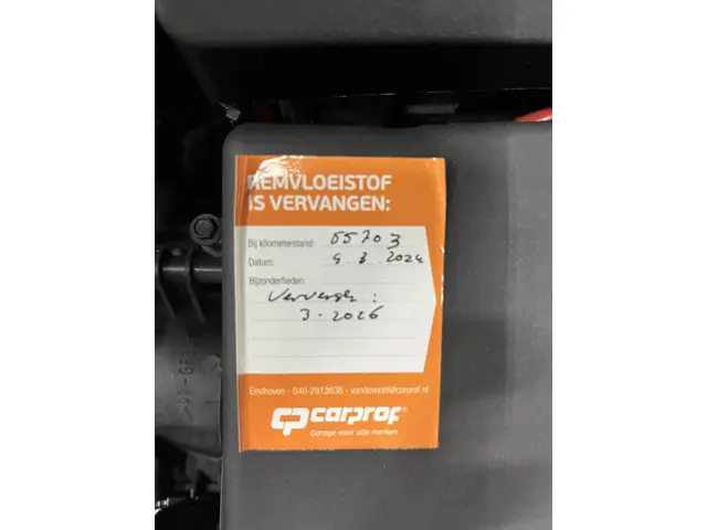 Volvo V40 1.6 T2 Momentum 2014 Benzine 26