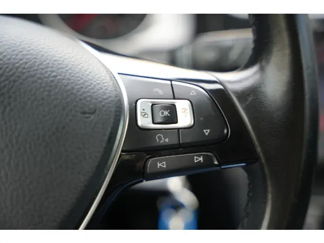 Volkswagen Golf 1.2 TSI Highline 2013 Benzine 23