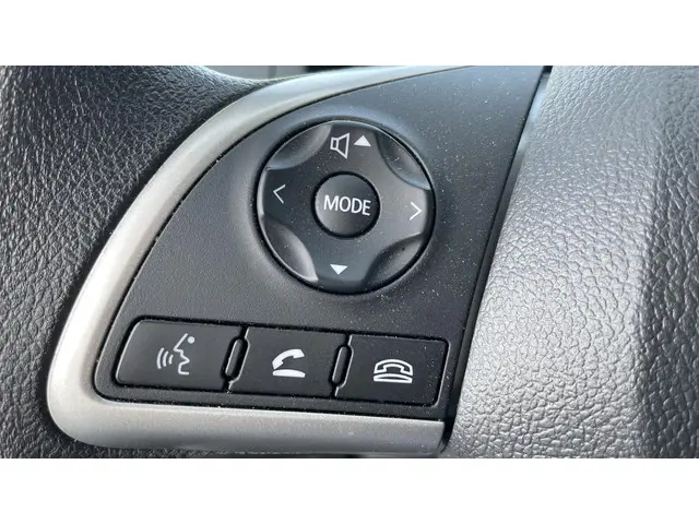 Mitsubishi Space Star 1.2 Connect+ 2024 Benzine 17