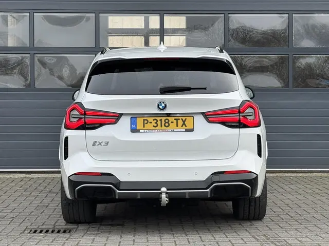 BMW iX3 HIGH EXECUTIVE 80 KWH 2022 Elektrisch 24