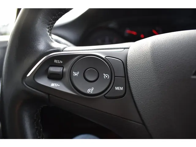 Opel Crossland 1.2 Turbo Edition 2022 Benzine 25