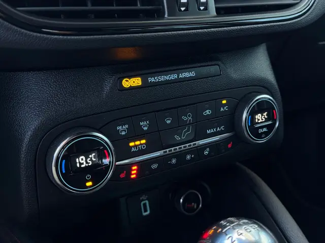 Ford Focus 1.0 EcoBoost ST Line Business 2020 Benzine 15