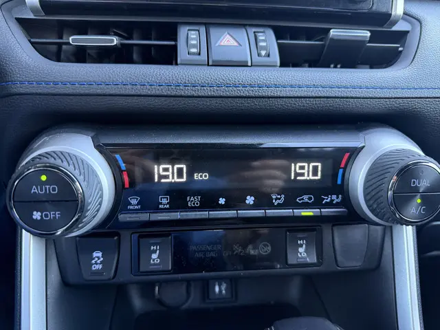 Toyota RAV4 2.5 Hybrid Executive 2020 Hybride Benzine 19