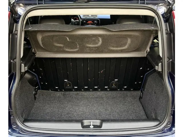 Fiat Panda 0.9 TwinAir Lounge 2013 Benzine 22