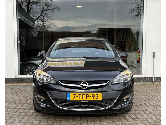 Opel Astra 1.4 Turbo Cosmo 5-drs 2013 Benzine 11