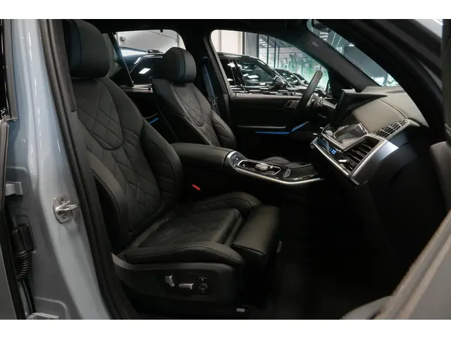 BMW X5 xDrive50e 2024 Hybride Benzine 13