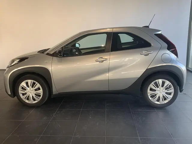 Toyota Aygo X 1.0 VVT-i MT Play 2022 Benzine 14