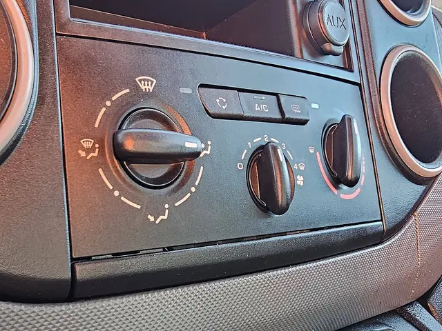 Citroën Berlingo 1.6 2017 Diesel 10