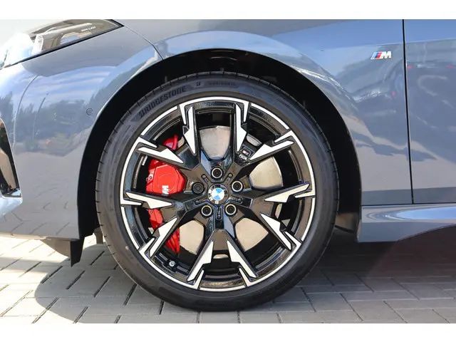 BMW 2 Serie Gran Coupé 220 2025 Benzine 6