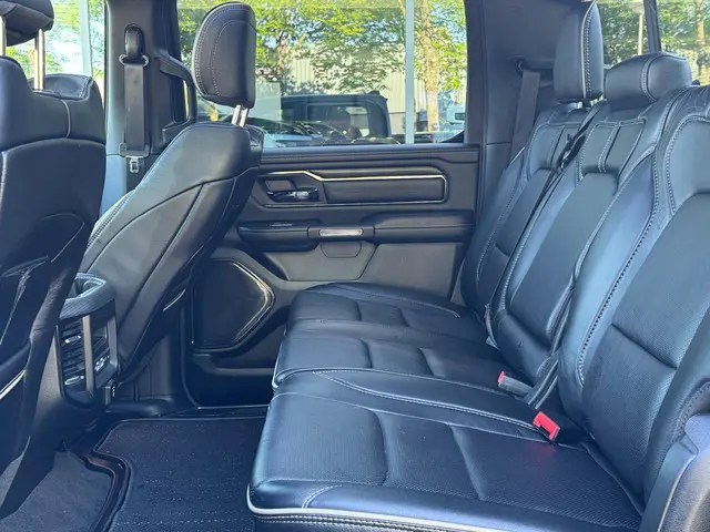 RAM 1500 5.7 V8 4x4 Limited Night 2022 LPG/Gas 17