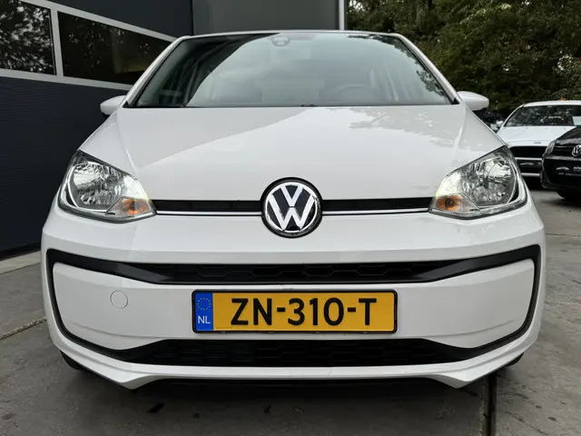 Volkswagen up! 1.0 MPI 60pk BMT move up! 2019 Benzine 3