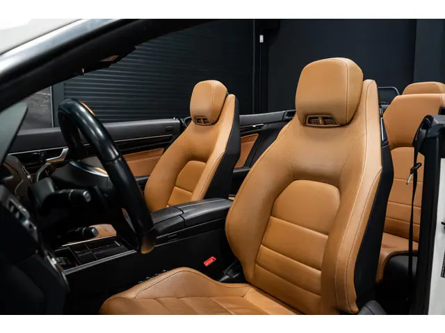 Mercedes-Benz E-Klasse Cabrio 200 Prestige 2015 Benzine 3