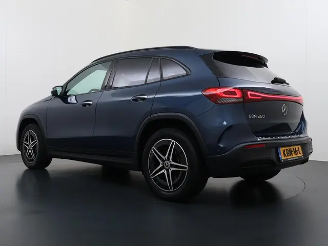 Mercedes-Benz EQA 250 AMG Line 67 kWh 2022 Elektrisch 6