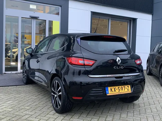 Renault Clio 0.9 TCe Limited 2016 Benzine 6