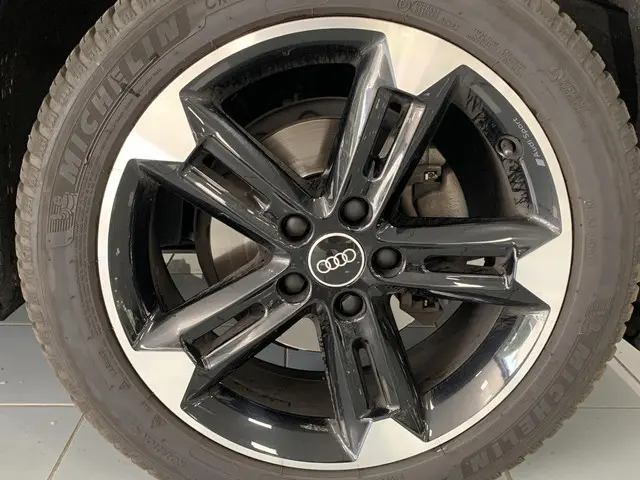 Audi Q2 35 TFSI Advanced edition 2021 Benzine 26