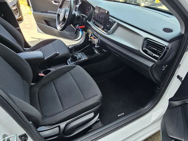 Kia Rio 1.0 T-GDi MHEV DynamicLine 2021 Hybride Benzine 24