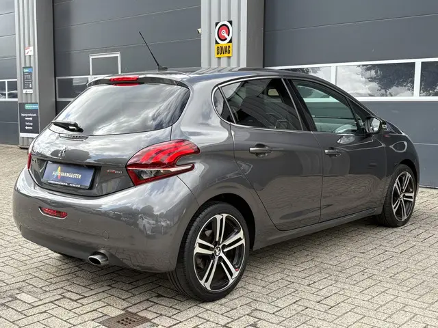 Peugeot 208 1.2 PureTech GT-Line Automaat 2018 Benzine 6