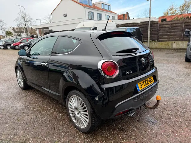 Alfa Romeo MiTo 1.3 JTDm,ECO,Esclusivo,6-2014 2014 Diesel 7