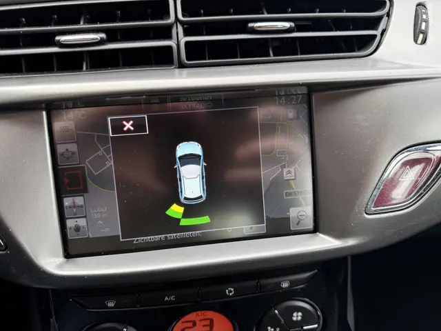 Citroën C3 1.2 PureTech Selection 2016 Benzine 12