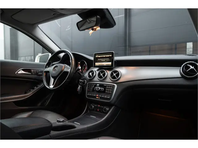 Mercedes-Benz GLA 200 CDI 4Matic AMG | 2014 Diesel 6