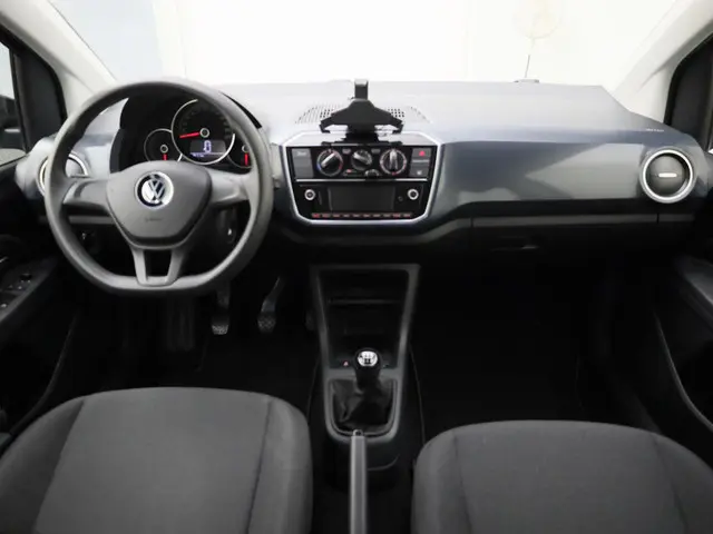 Volkswagen up! 1.0/60PK BMT move up! 2019 Benzine 4