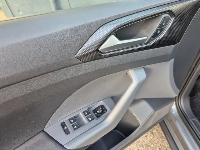 Volkswagen T-Cross 1.0 TSI Life 2019 Benzine 15