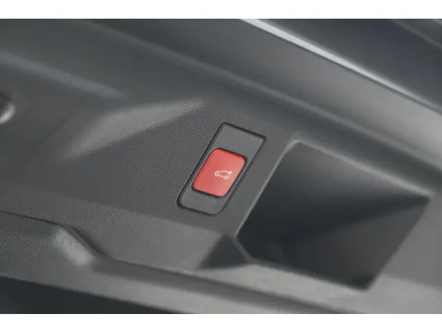 Peugeot 5008 1.2 Hybrid 136 GT 2024 Hybride Benzine 71