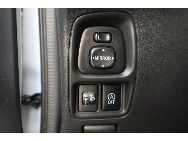 Peugeot 108 1.0 e-VTi ALLURE 2016 Benzine 13