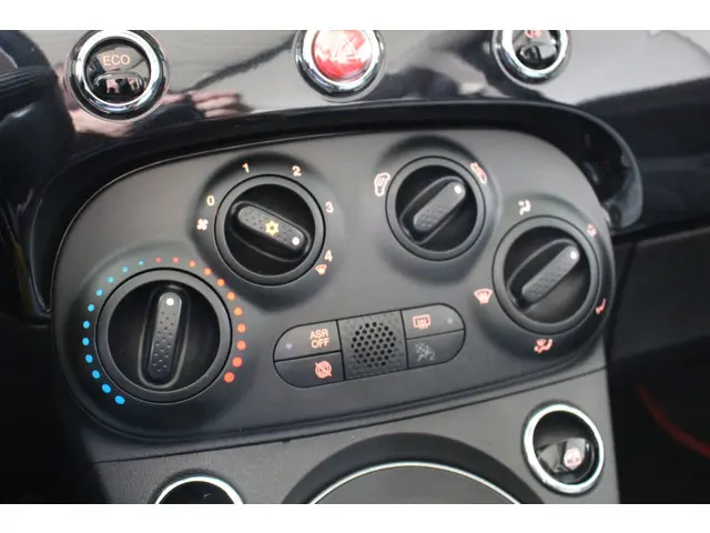 Fiat 500 0.9 TwinAir Turbo Automaat 2018 Benzine 11