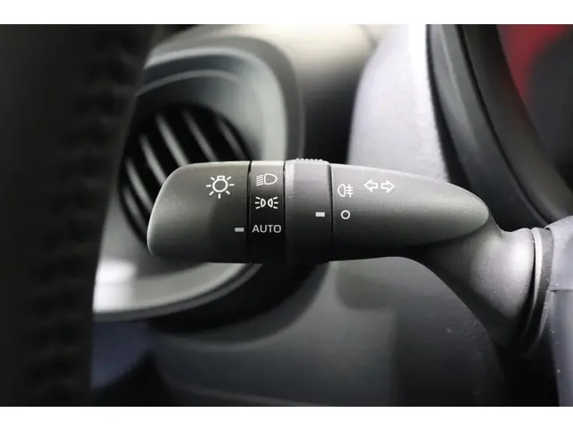 Toyota Aygo X 1.0 VVT-i MT Play, 2025 Benzine 21