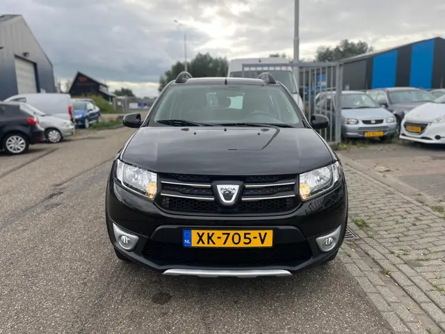 Dacia Sandero Stepway 0.9 TCe Lauréate 2014 Benzine 2