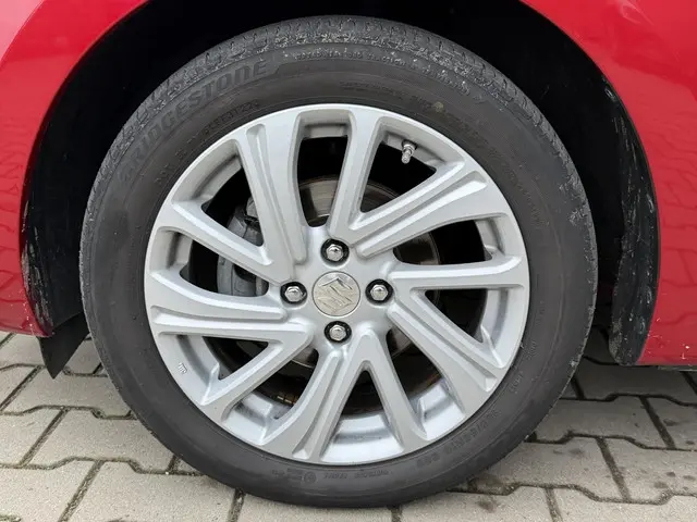 Suzuki Swift 1.2 Select Smart Hybrid 2022 Benzine 23