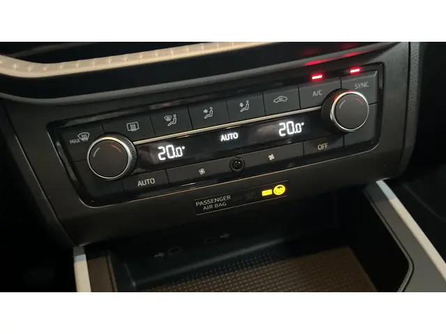 SEAT Arona 1.0 TSI Style 2024 Benzine 18