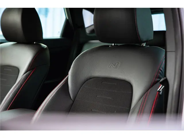 Hyundai Tucson 1.6 T-GDI N-Line 2019 Benzine 26