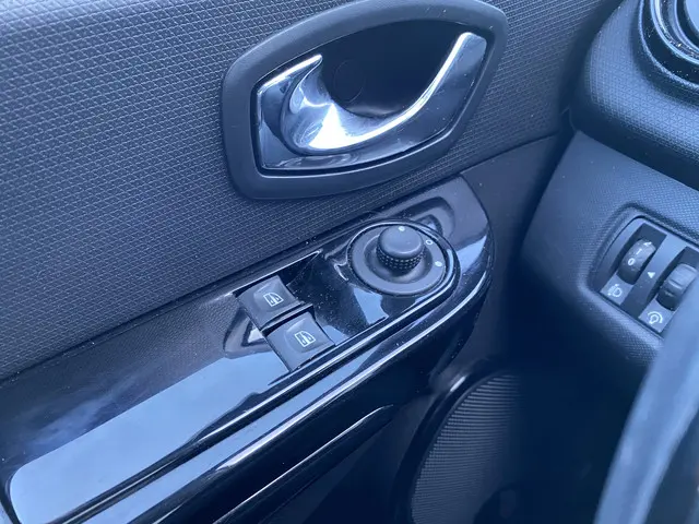 Renault Clio 0.9 TCe Expression 2014 Benzine 20