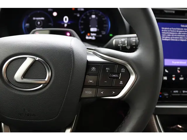 Lexus LBX Elegant 2WD 2024 Hybride Benzine 19