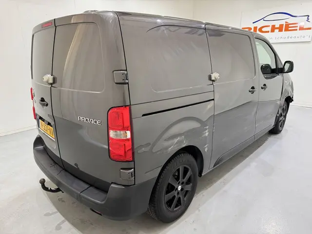 Toyota ProAce Worker 1.6D d-4D Cool Comfort 2018 Diesel 13