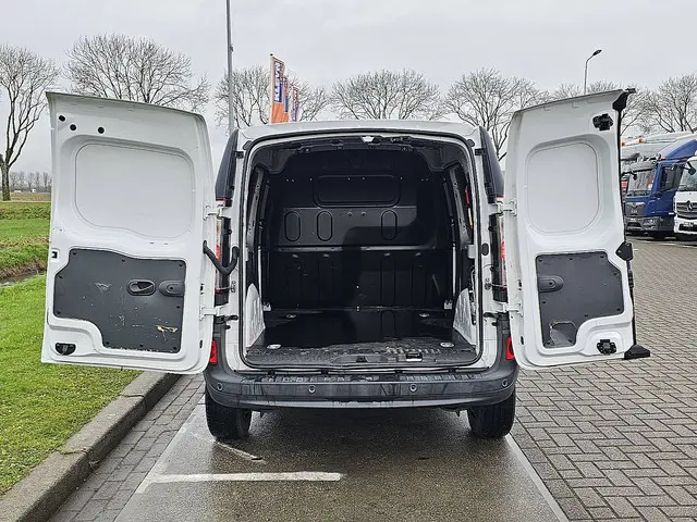 Renault Kangoo 1.5 2019 Diesel 11