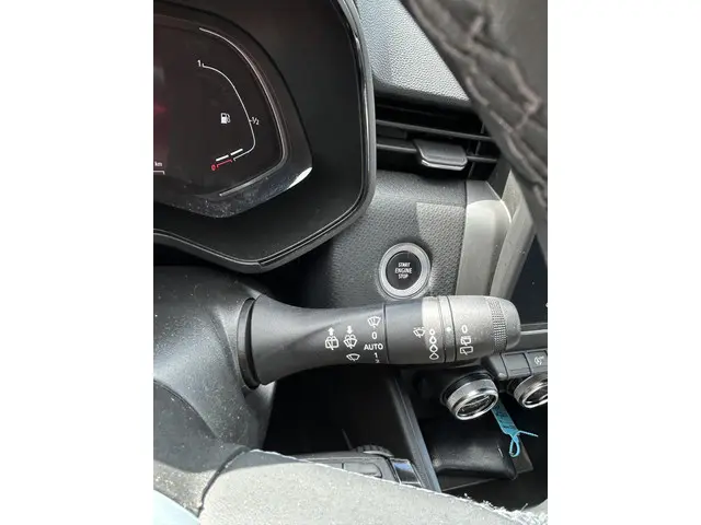 Renault Clio TCe 90 Intens 2022 Benzine 15