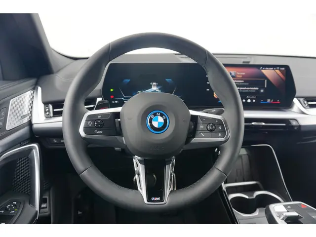 BMW iX2 eDrive20 2025 Elektrisch 11