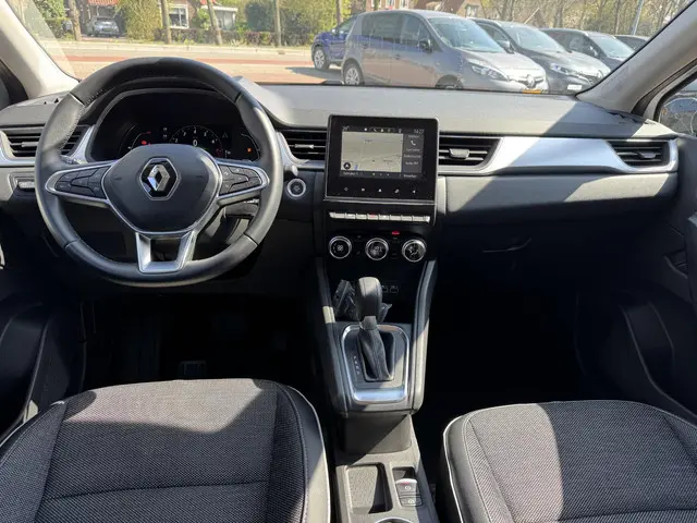 Renault Captur 1.3 TCe 140pk EDC Techno 2024 Benzine 13