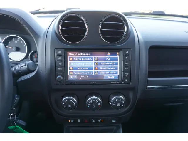 Jeep Compass 2.4 Limited 4WD AUTOMAAT 2012 Benzine 12