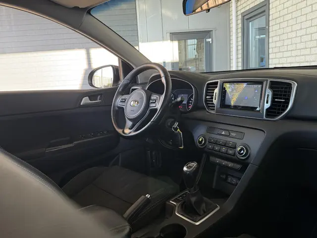 Kia Sportage 1.6 GDI 2016 Benzine 21