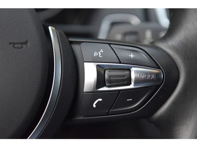 BMW 1 Serie 118i Executive 2017 Benzine 14