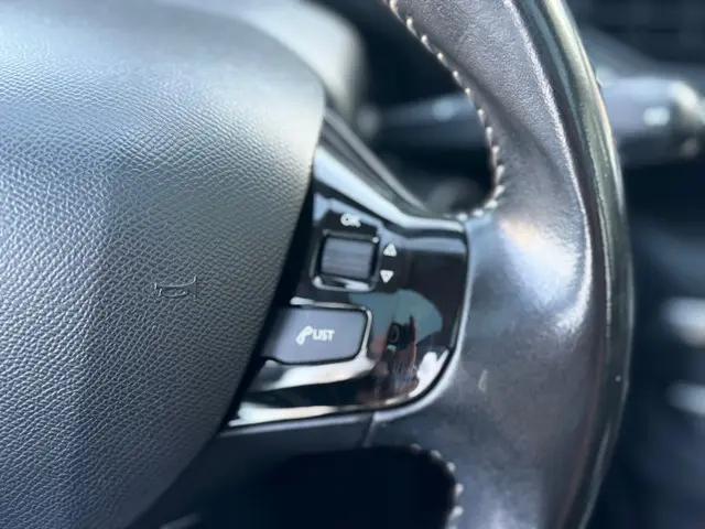 Peugeot 308 1.2 PureTech Style 2016 Benzine 17
