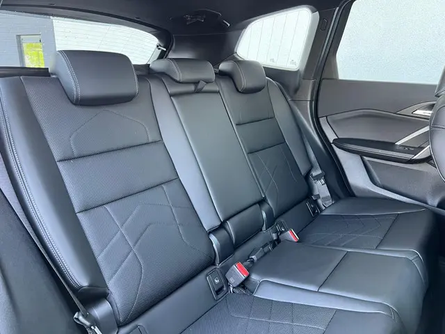 BMW iX1 eDrive20 2024 Elektrisch 17