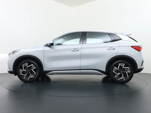 BYD ATTO 3 comfort 2023 Elektrisch 4