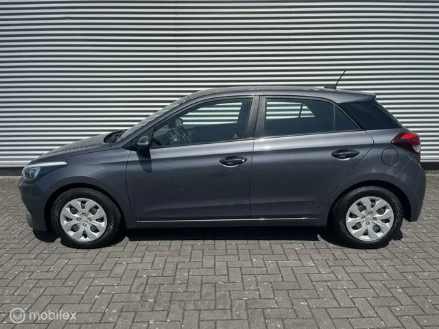 Hyundai i20 1.0 T-GDI Comfort | Climate | 2018 Benzine 8