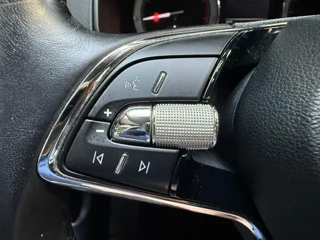 Škoda Karoq 1.0 TSI Business Edition 2021 Benzine 21