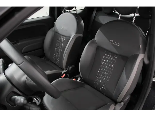 Fiat 500 1.0 Hybrid Sport Connect 2022 Benzine 12